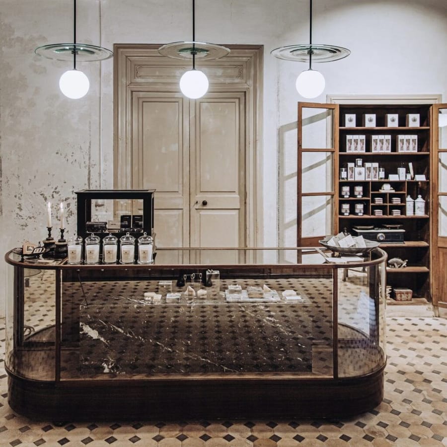 Artisan perfumery